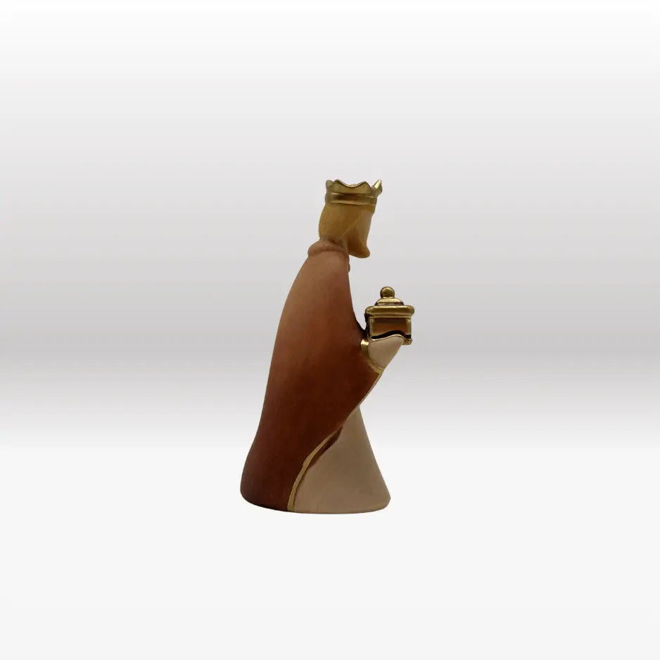 König kniend von Leonardo bemalt